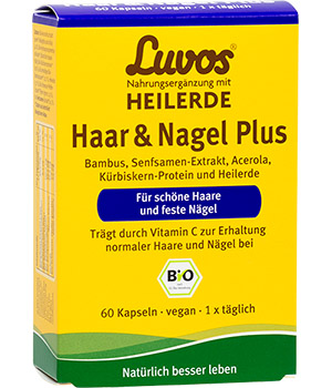 Haar und Nagel
